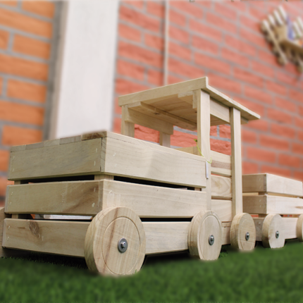 Tren de madera sin pintar